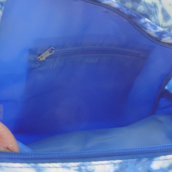 Cat & Jack BackPack Lightweight and roomy with padded straps - Picture 6 of 8